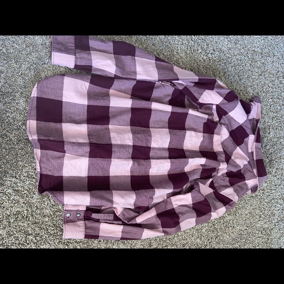 Mountain Hardware plaid! - Picture 2 of 2